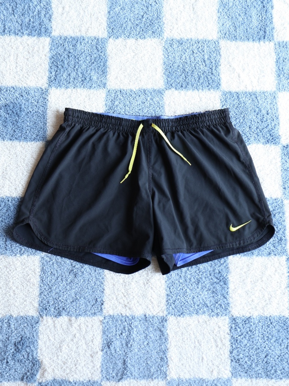 Nike Women's Dri-FIT 2-in-1 Mid-Rise Running Training Gym Workout Shorts Black M